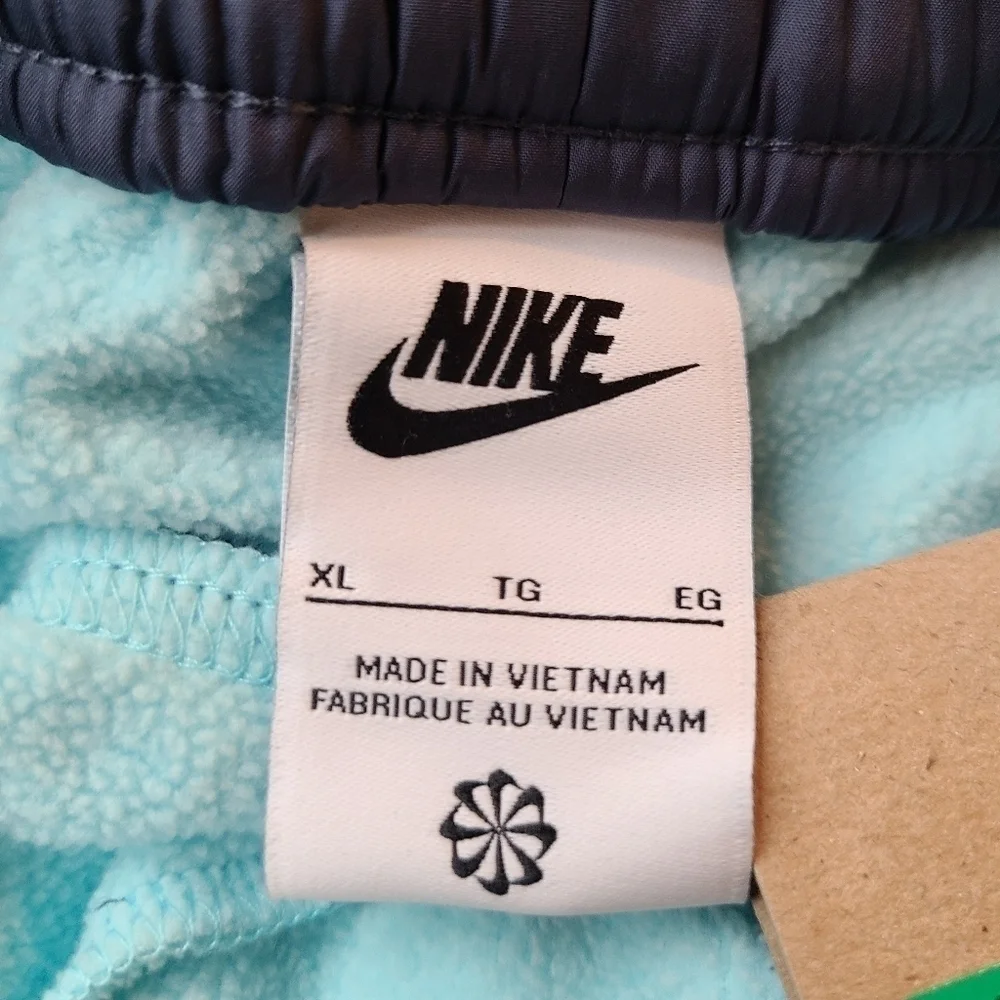 Nike Fleece Skirt with Cargo Pockets, Size XL (Kids)